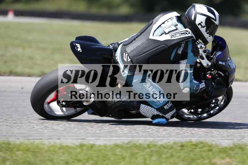 /44 09.08.2025 Plüss Moto Sport ADR/Freies Fahren/411